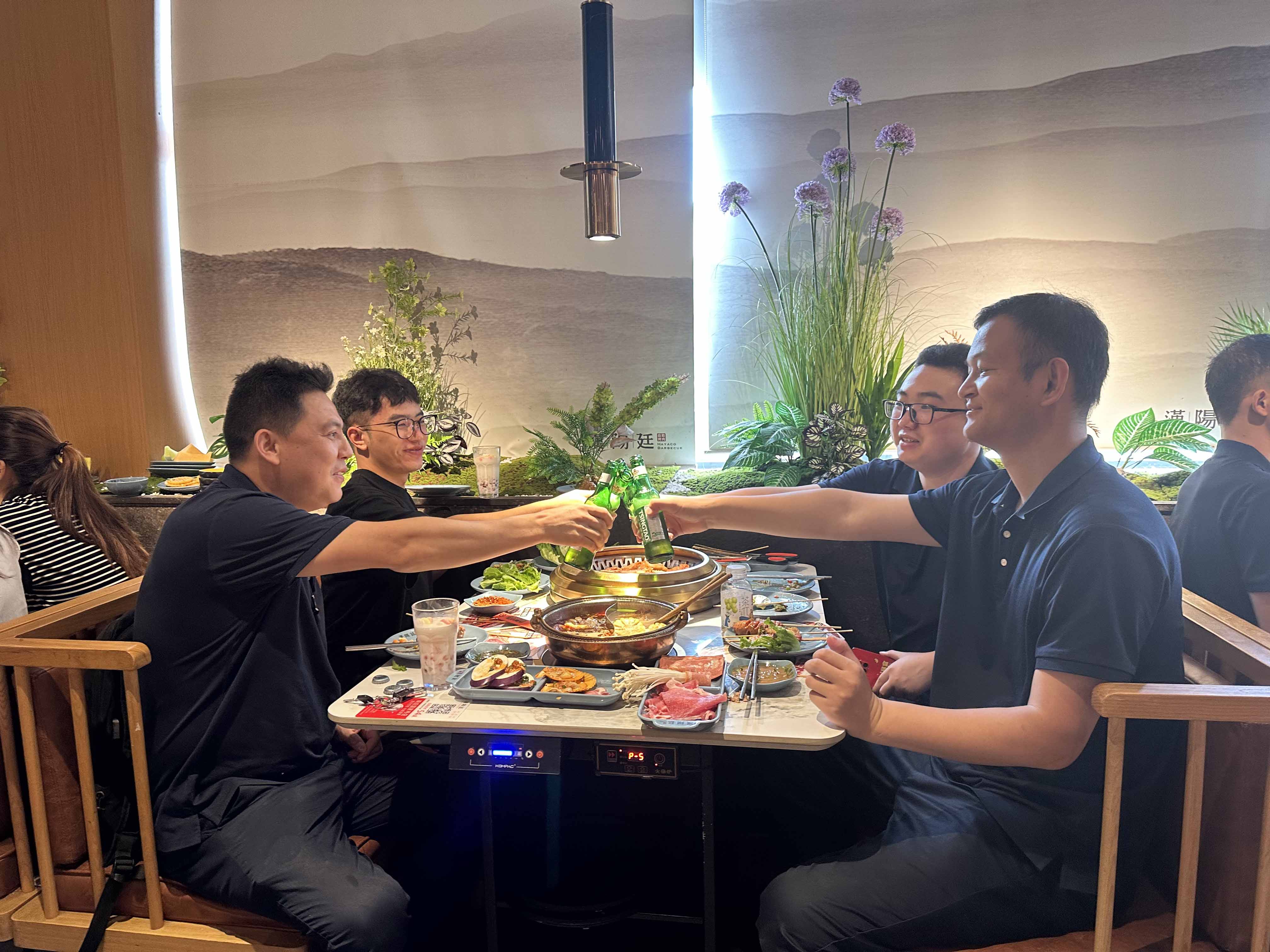 久信達(dá)科技公司員工齊聚光明區(qū)蠄蜍石，開啟活力爬山之旅暨團(tuán)建活動(圖5)